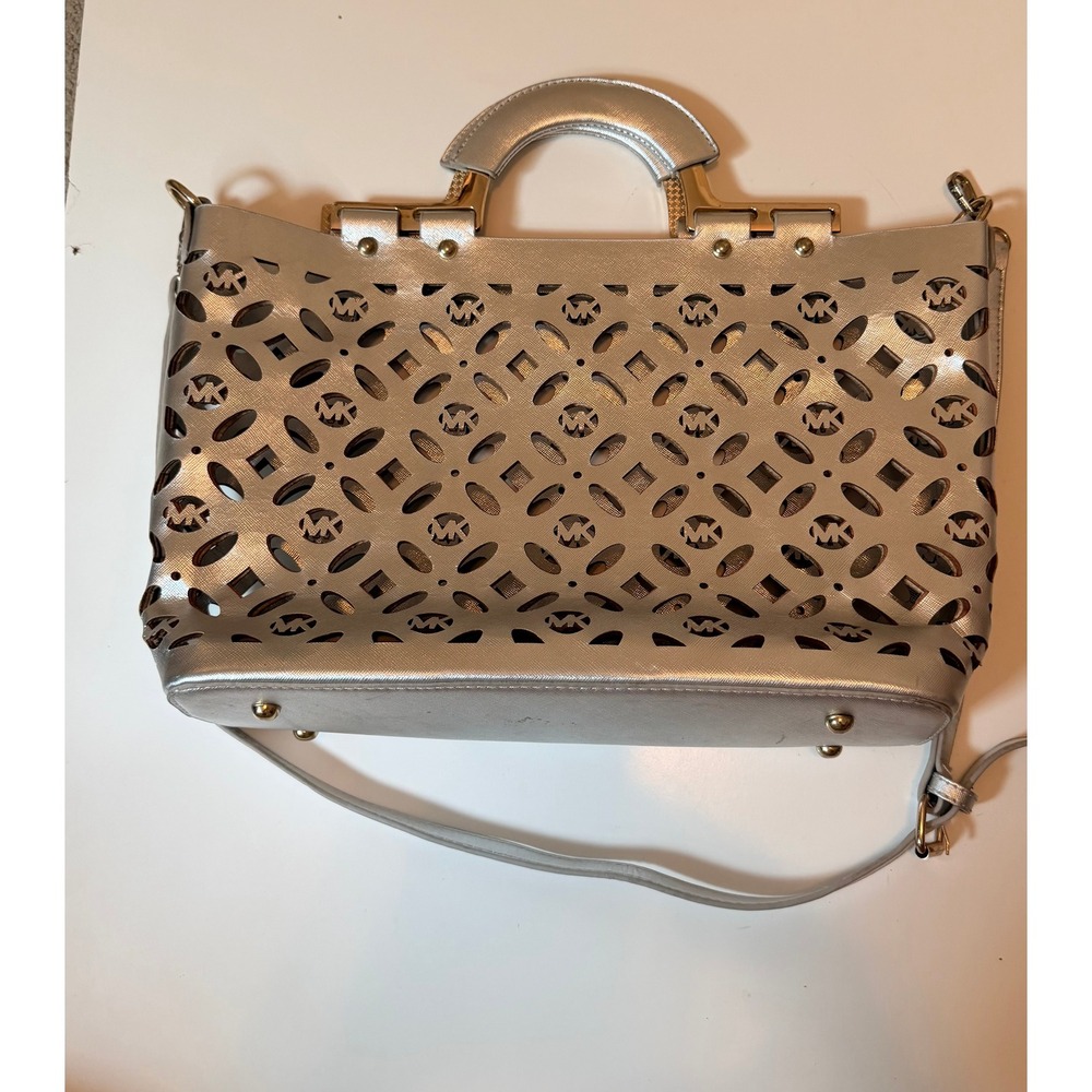Michael Kors Satchel Women Medium Silver Laser Cut Cynthia Crossbody Handbag - Picture 6 of 6